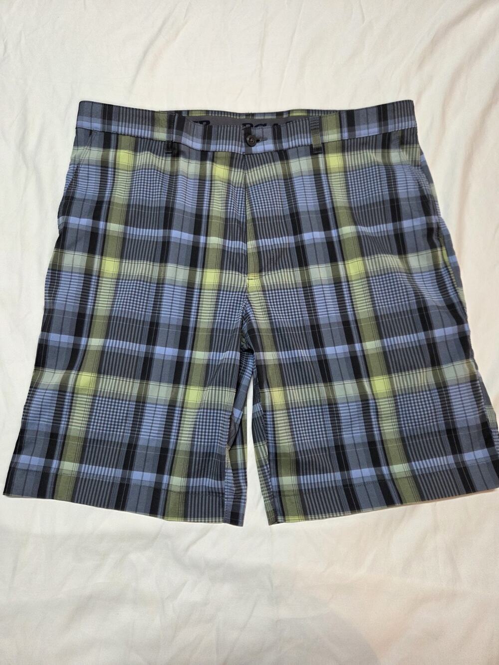 pga tour shorts Mens Size 40 Green And Blue Plaid Golf Shorts